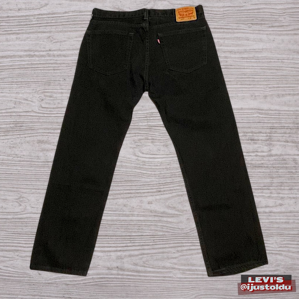 Levi's 505 Men's Regular Fit Straight Leg Black Denim Jeans | Size W36″ - L30″ - Picture 4 of 16